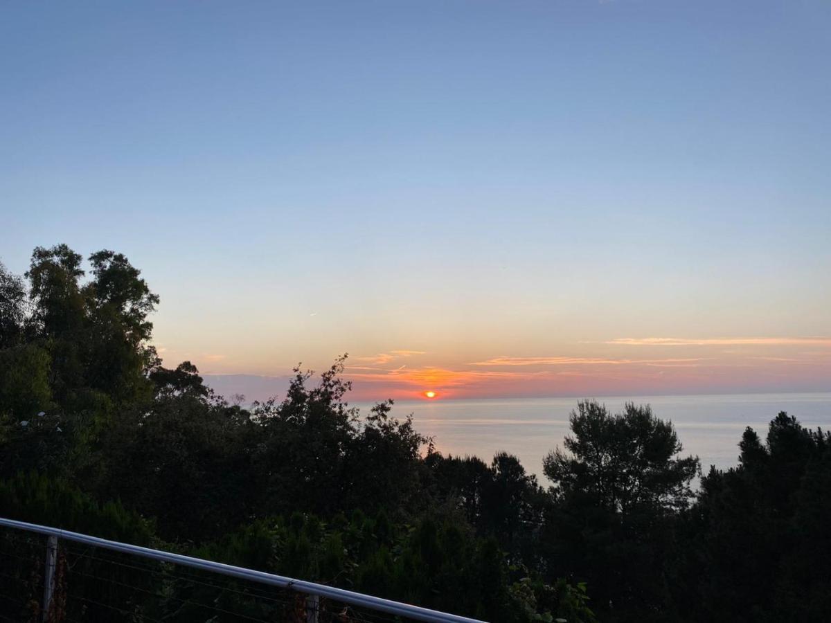 Villetta Sul Mare Акуедолчи Екстериор снимка