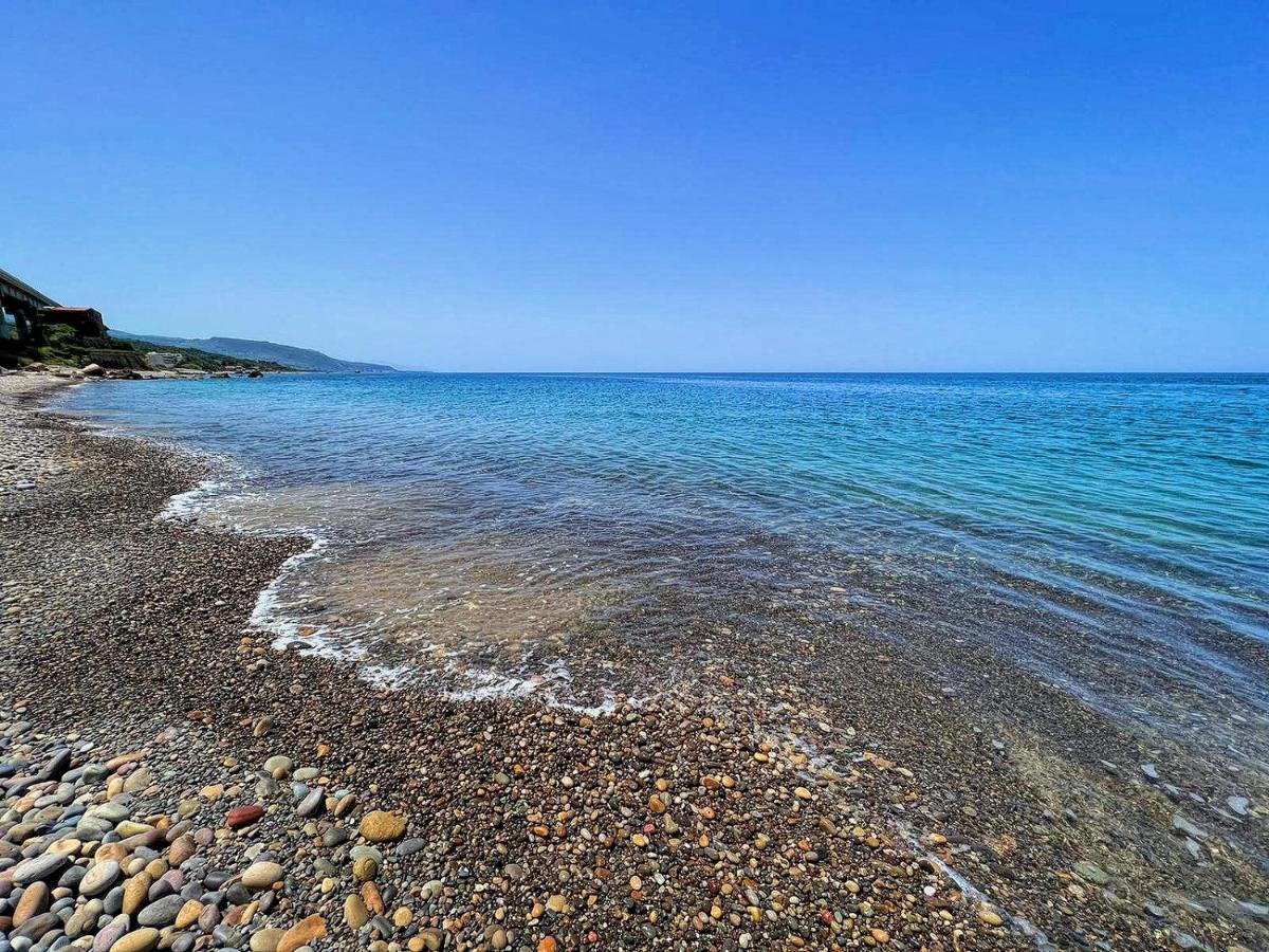 Villetta Sul Mare Акуедолчи Екстериор снимка