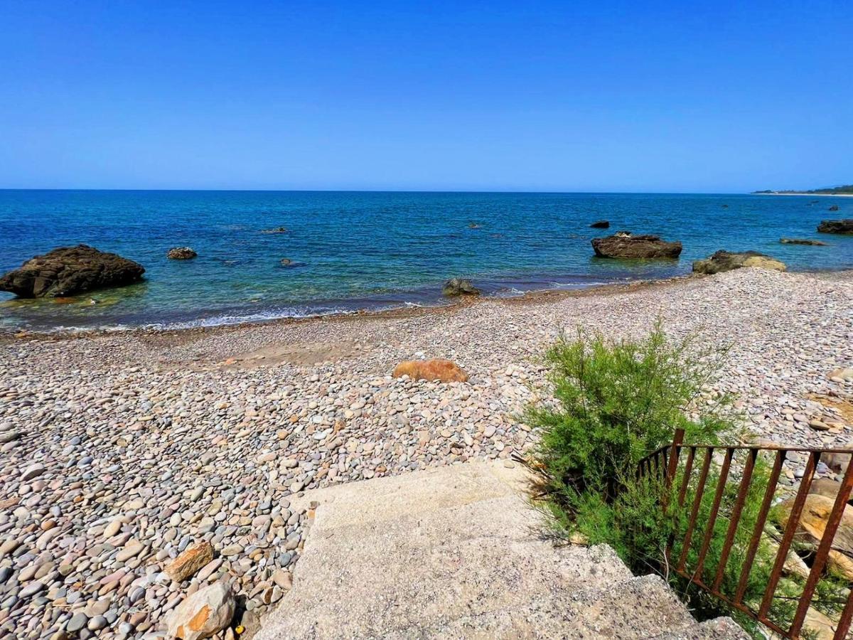 Villetta Sul Mare Акуедолчи Екстериор снимка