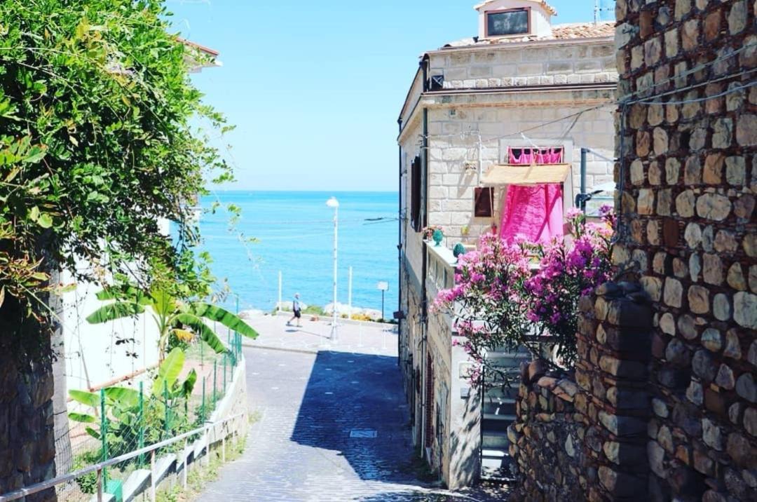 Villetta Sul Mare Акуедолчи Екстериор снимка