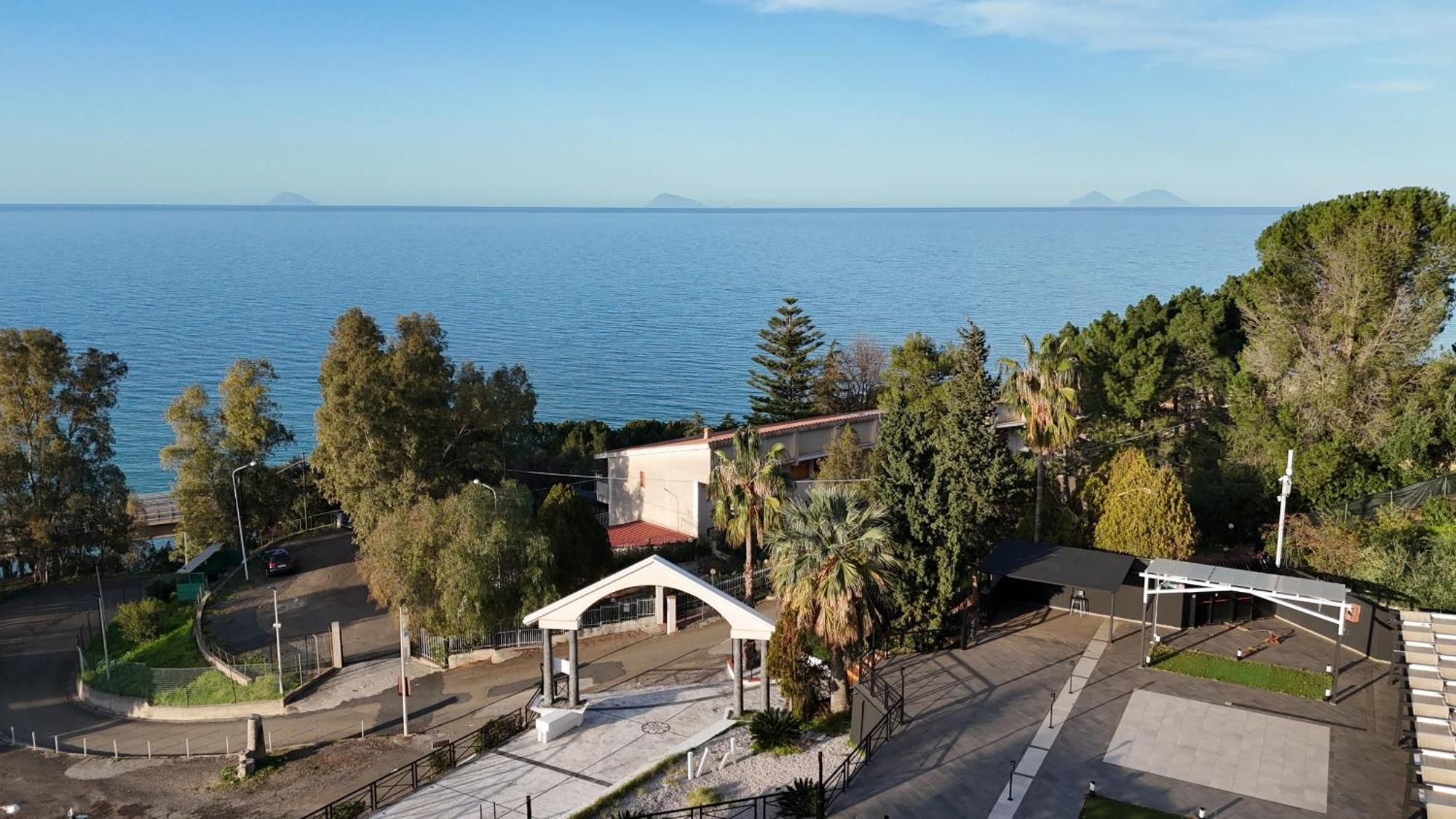 Villetta Sul Mare Акуедолчи Екстериор снимка
