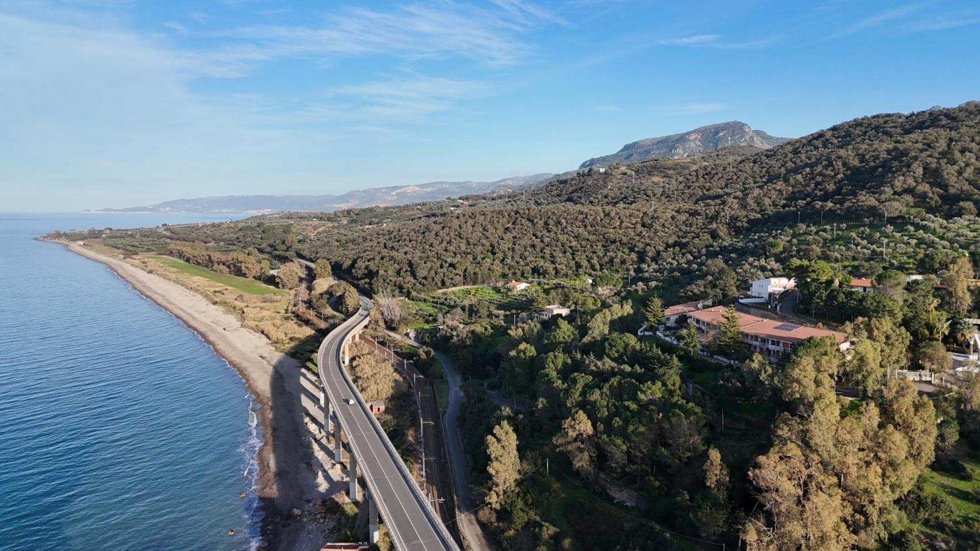 Villetta Sul Mare Акуедолчи Екстериор снимка